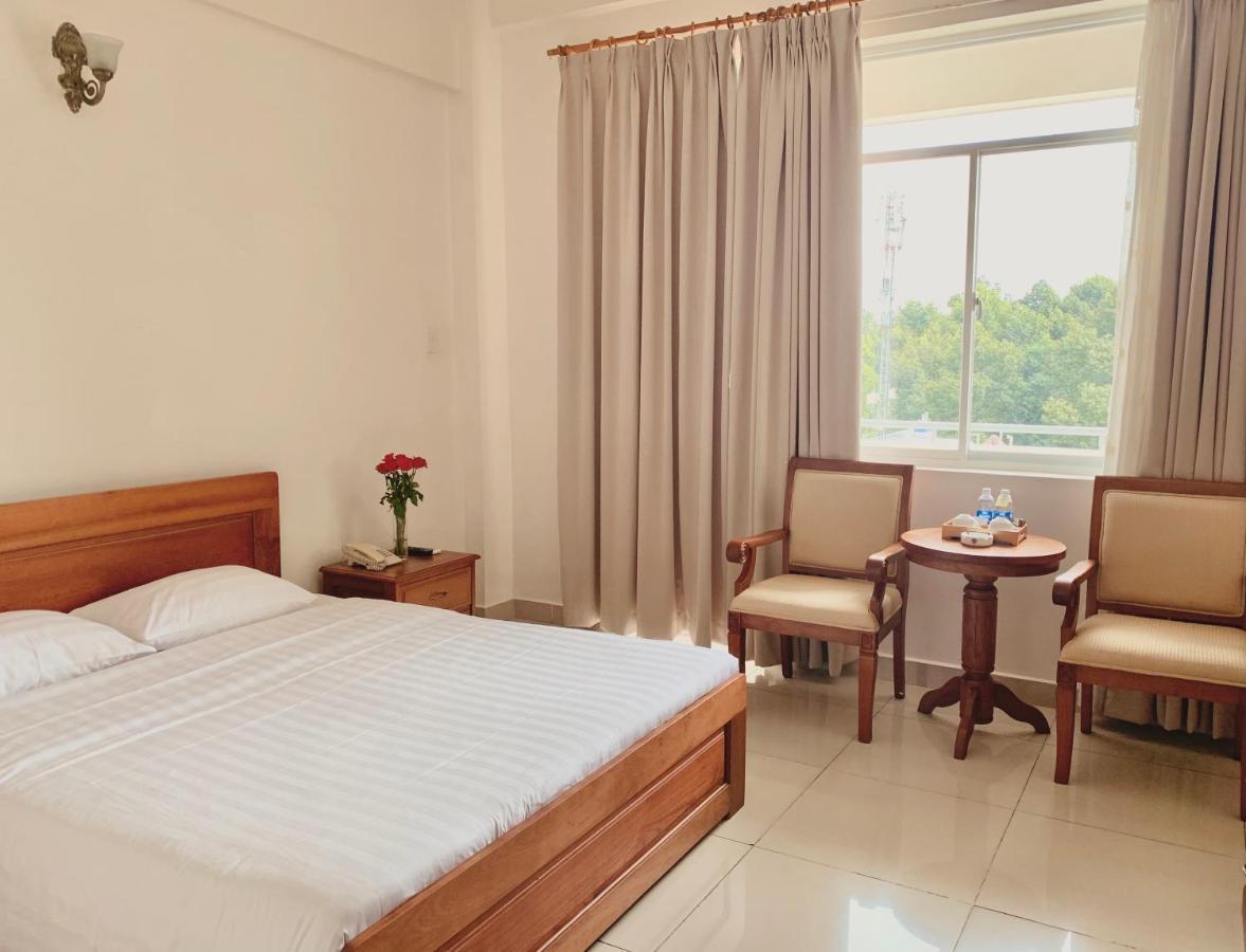Tan Son Nhat 2 Hotel Hô Chi Minh-Ville Extérieur photo